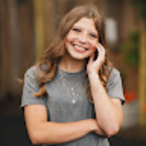 Meet your Posher, Carly